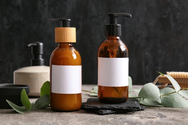 Як обрати професійну косметику та безсульфатний шампунь для різних типів волосся