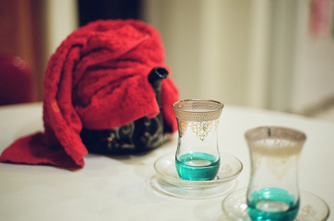 Як позбутися неприємного запаху у квартирі: популярні методи 2025