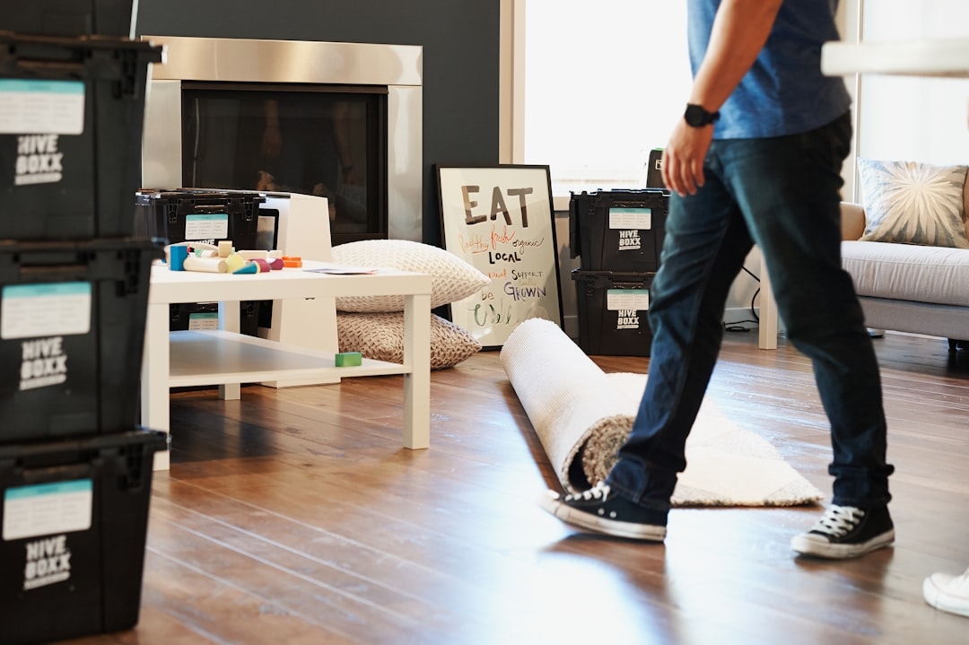 Як швидко та ефективно прибрати квартиру: покрокова інструкція для зайнятих людей